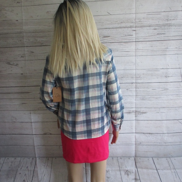 NWT - EDEN & OLIVIA flannel V-neck top - sz PS - Picture 3 of 3